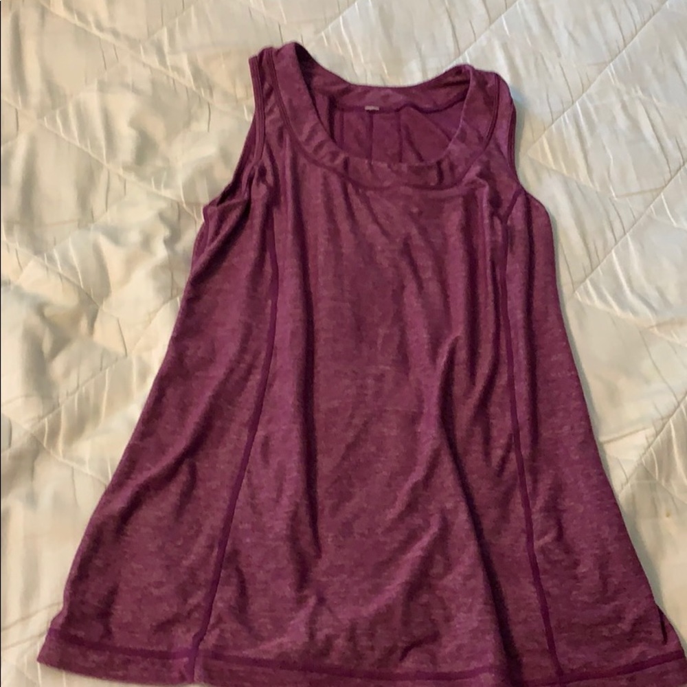 Lululemon workout tank
